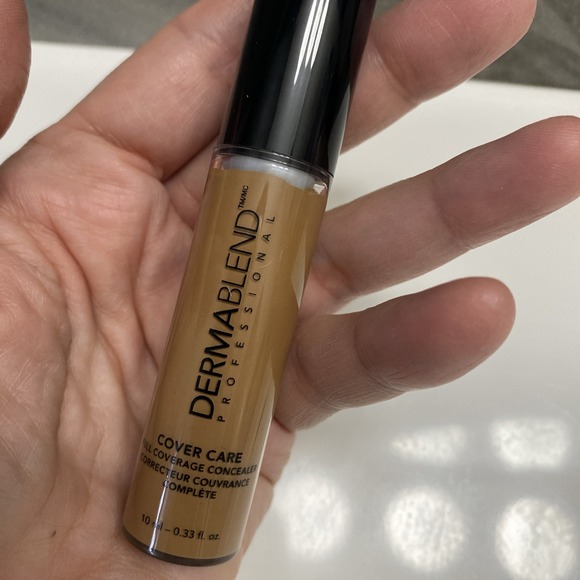 Dermablend Professional Cover Care Full Coverage Concealer 58N - 0.33 Oz / 10 ml - Picture 2 of 5